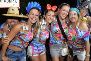 Carnaval 2023:Bloco Sambar&Love na Avenida,seg.20/02 -PARTE1