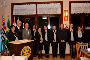 Rotary Estância: posse da Presidente Lilian e conselho,14/07