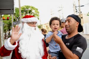 Praa da Matriz quarta,19/12, Papai Noel ACIA SR foi atrao